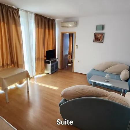 Nushev スヴェティ・ヴラス