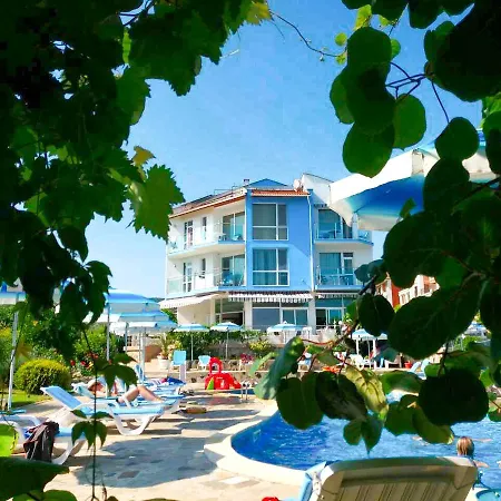 Nushev Hotel