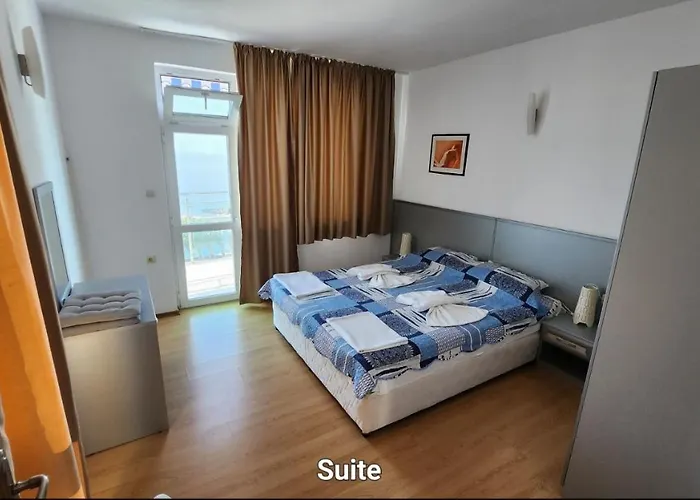 Nushev Hotel Sveti Vlas